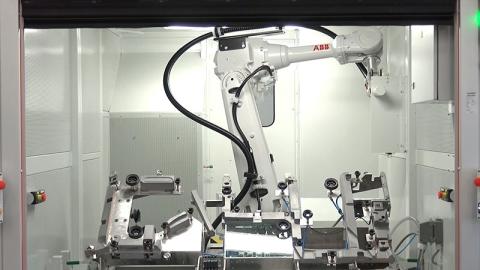 Machine robotisée de fraisage pour GRUAU