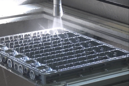 AXIOME décapage de pièces en aluminium